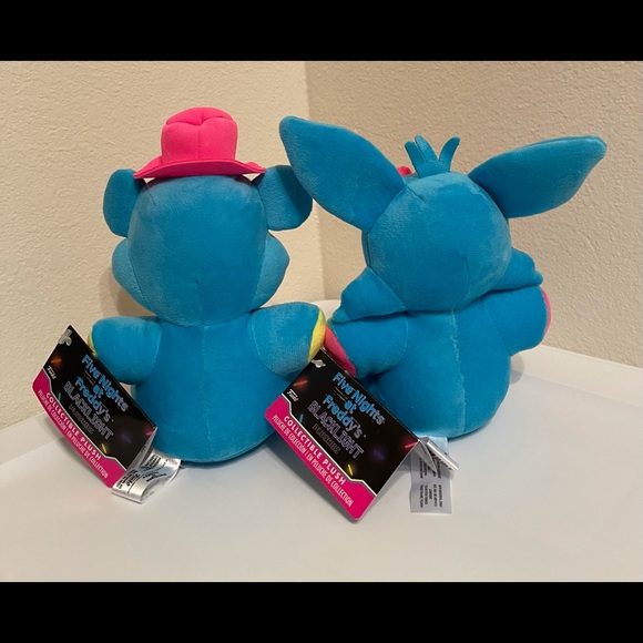 Set of 2, Funko FNAF Five nights at Freddy’s Blacklight plushies 8” plush Toy - Picture 3 of 6